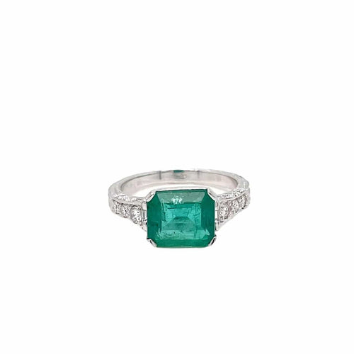 Bague 51 Bague Art Nouveau en or blanc avec émeraude et diamants. 58 Facettes