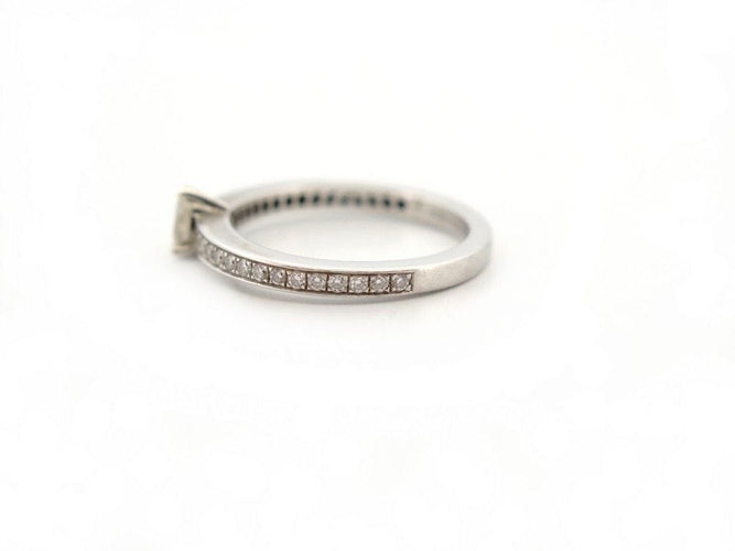 Bague 54 bague CHAUMET triomphe josephine eclat d'eternite platine 58 Facettes 259901
