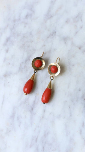 Boucles d'oreilles Boucles d'Oreilles Gouttes Corail 58 Facettes