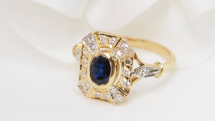 Bague 54 Bague vintage en or jaune, saphir et diamants ovale 58 Facettes 32962