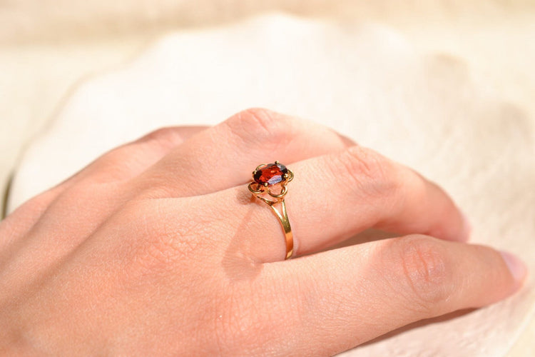 Bague 55 Bague quadrilobée or jaune grenat 58 Facettes Ref3505