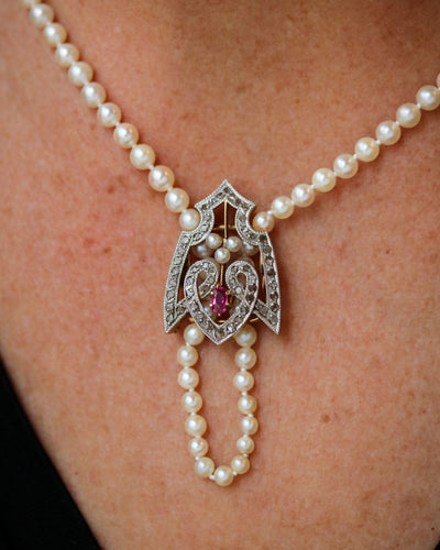 Collier Coulant de Sautoir ou Pendentif en Or jaune, Rubis et Perles 58 Facettes A11577