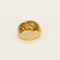 Bague 53,5 Bague en or jaune à motif croisée 58 Facettes AUX1333