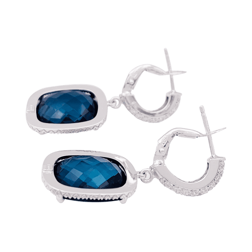 Boucles d'oreilles Boucles d'oreilles or, topaze bleue, diamants. 58 Facettes 34032