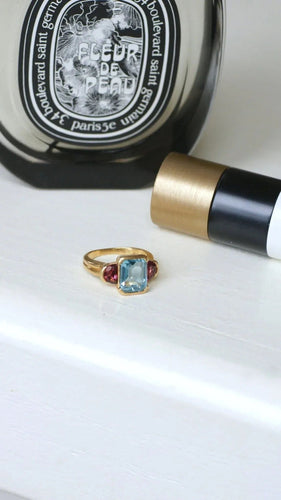 Bague 51.5 Bague Topaze et Grenats Or Jaune 58 Facettes