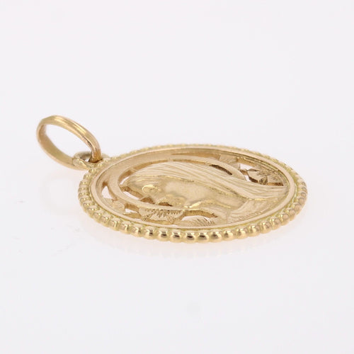 Pendentif Médaille ancienne or jaune ajouré signée Sellier 58 Facettes CVP200