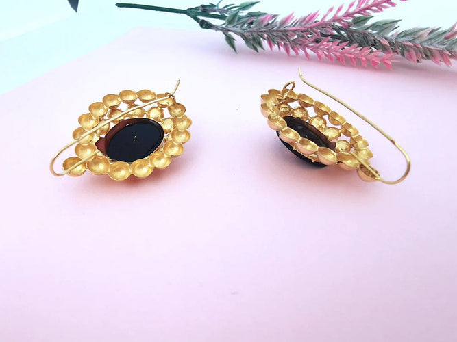 Boucles d'oreilles Boucles d'oreilles Dormeuses anciennes (1940-1950 ) - Onyx noir - Or Jaune 18K 58 Facettes AA 1652