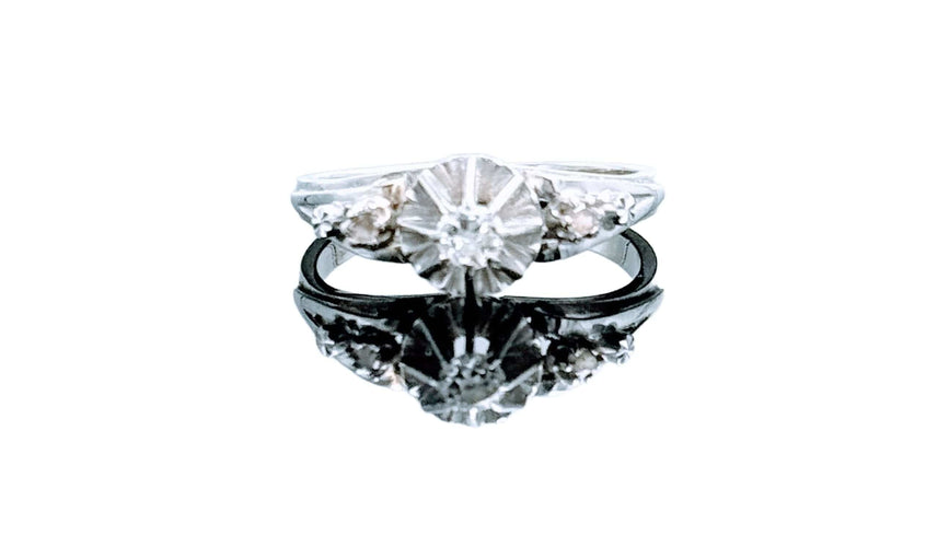 Bague 53 Bague solitaire diamant vintage en or gris 18K 58 Facettes