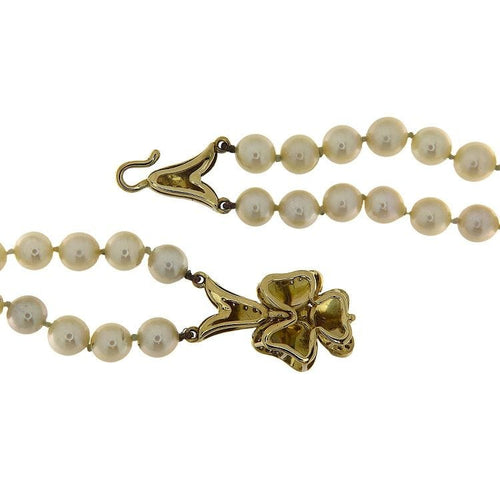 Collier Collier en or jaune, blanc et diamants avec deux rangs de perles Akoya 58 Facettes G3713