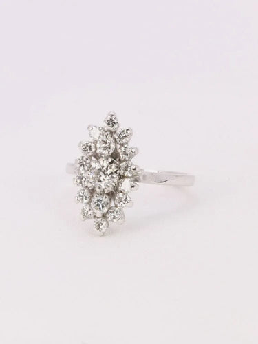 Bague Bague marquise or blanc diamants 58 Facettes J523