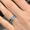 Bague 54 Bague Or gris, saphirs et diamants 58 Facettes