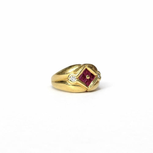 Bague 53 Bague croisillons bombée godronnée en or jaune 18k, rubis et diamants 58 Facettes REF2575-343