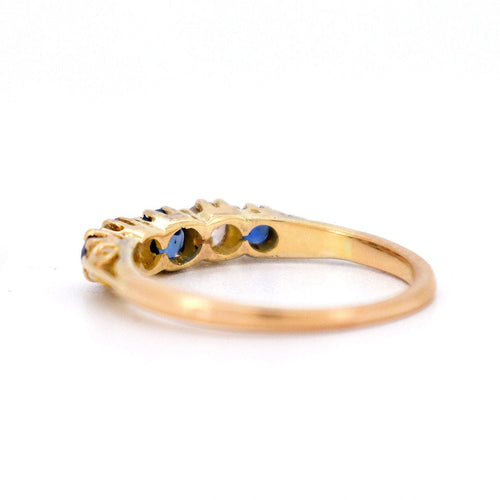 Bague 54 Bague Jarretière Belle Époque, Or jaune, Saphirs et Diamants Naturels 58 Facettes 378