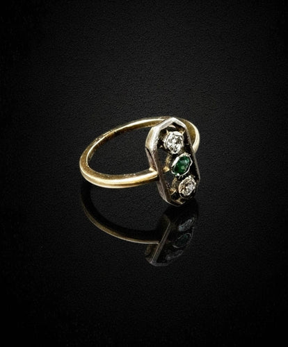 Bague Bague austro-hongroise ancienne ornée d'émeraudes et de diamants 58 Facettes
