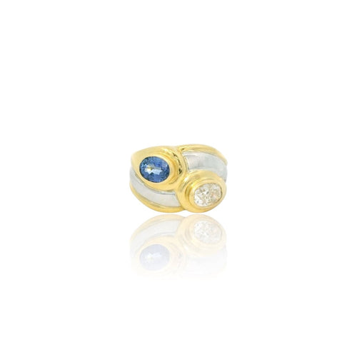 52 Oval Sapphire & Diamond ring circa 1980 58 Facettes