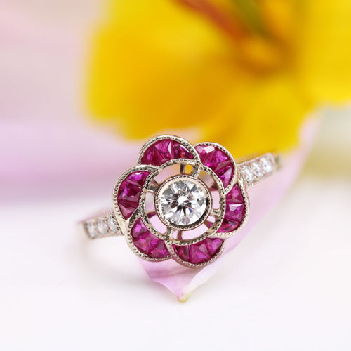 Bague 53 Bague rubis diamants style Art Déco 58 Facettes 24-115