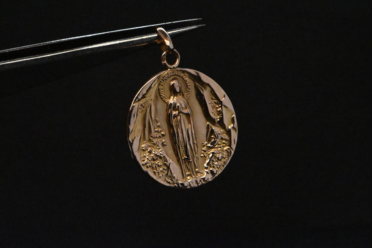 Pendentif Médaille Vierge Marie Or Rose 58 Facettes