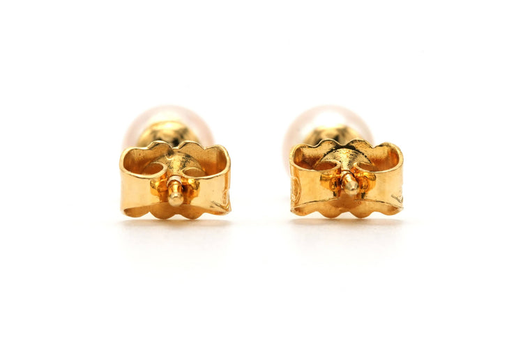Boucles d'oreilles Boucles d'oreilles contemporaines serties de perles en or jaune 18 carats 58 Facettes 23332