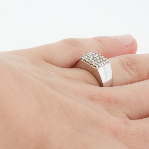 Bague CHEVALIÈRE EN OR BLANC 18 CARATS 58 Facettes REF 11015/11