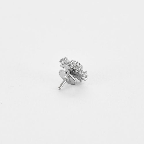 Boucles d'oreilles Boucles d'oreilles fleurs or blanc et diamants 58 Facettes 250255