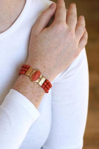 Bracelet Bracelet Ancien Or Corail et Camée 58 Facettes
