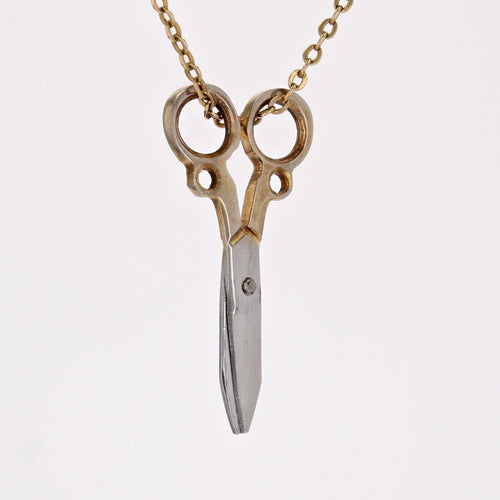 Pendentif Breloque ancienne paire de ciseaux 58 Facettes CVP177