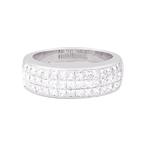 Bague 53 Bague pavage or blanc, diamants princesse. 58 Facettes 33993
