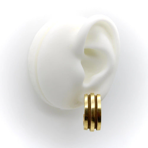 Boucles d'oreilles Boucles d'oreilles créoles Atlas vintage en or 18 carats de Tiffany & Co. 58 Facettes