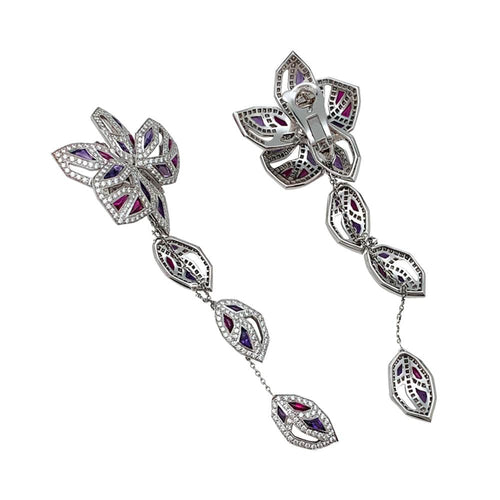 Boucles d'oreilles Boucles d'oreilles Cartier, "Caresse d'Orchidées", or blanc, rubis, améthystes et diamants. 58 Facettes 29822
