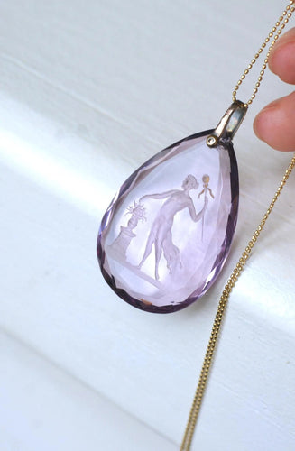 Pendentif Pendentif Ancien Goutte Intaille Améthyste et Diamants 58 Facettes