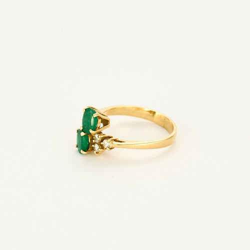 Bague 52 Bague toi et moi, or jaune et émeraudes, épaulées de diamants 58 Facettes THI02062