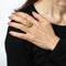 Bague Bague vintage années 60 en or jaune 18 carats, sertie de diamants et de rubis, taille 5,25, bijou cocktail à motif floral. 58 Facettes G13995