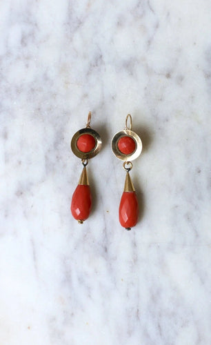 Boucles d'oreilles Boucles d'Oreilles Gouttes Corail 58 Facettes