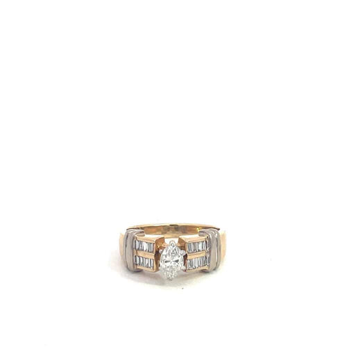 Bague Bague en or jaune sertie de diamants Navette et Baguette 58 Facettes UN0147