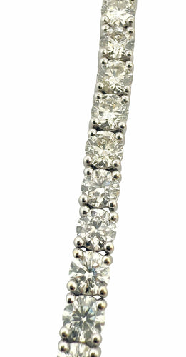 Bracelet Rivière de diamants exceptionnelles , or blanc 18 carats 58 Facettes