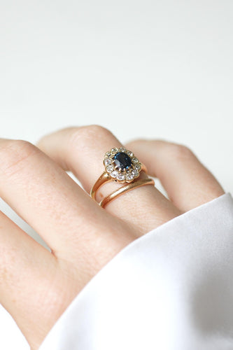 Bague 52.5 Bague Marguerite ancienne or jaune, saphir et diamants 58 Facettes