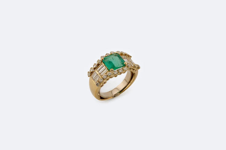Bague 11 / Oro Giallo Anello vintage in oro giallo con smeraldo e diamanti 58 Facettes ANL713