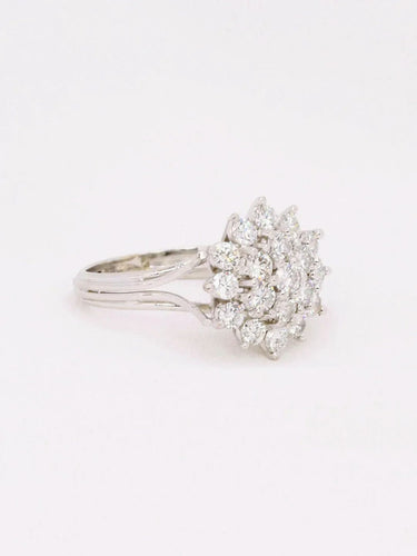 Bague Bague fleur or blanc diamants 58 Facettes J602