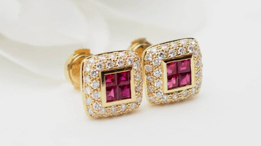Boucles d'oreilles Boucles d'oreille en or jaune, rubis et diamants 58 Facettes 32692