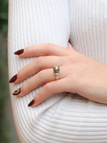 Bague 51 Bague vintage en or blanc, perle de Tahiti et diamants 58 Facettes J137