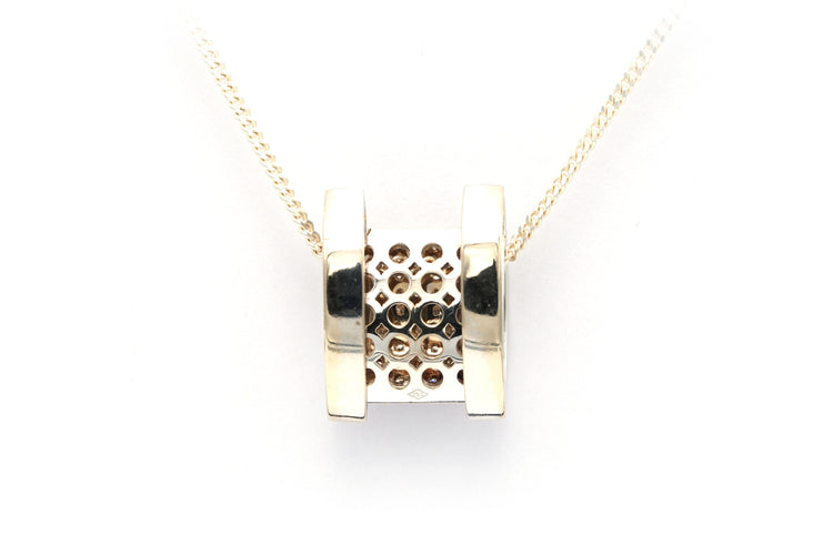Pendentif Pendentif contemporain en or blanc serti de diamants 58 Facettes 22454
