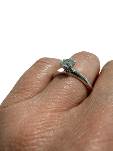 Bague Tiffany and Co - Solitaire Setting Platine - 0,61 carat 58 Facettes 1.0000474/1