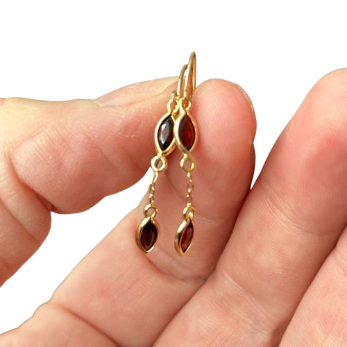 Boucles d'oreilles Boucles d'oreilles dormeuses or jaune grenats 58 Facettes 343
