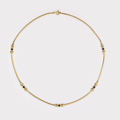 Collier Fin collier or maille gourmette plat et ses motifs avec saphirs 58 Facettes 16-270