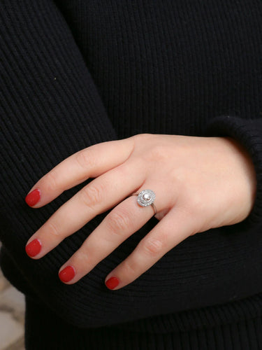 Bague 52 Bague vintage ovale or diamants 0,2 ct 58 Facettes J166