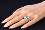 Bague 52 Grâce géométrique : une bague Art déco vintage avec émeraude et diamants 58 Facettes 24110-0131
