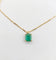 Collier et pendentif vintage or jaune et émeraude en sertis griffes