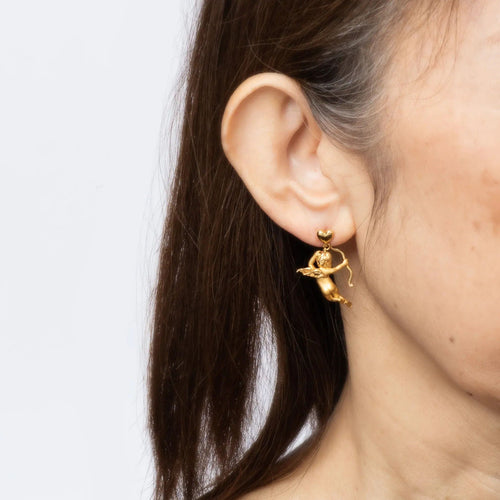 Boucles d'oreilles Boucles d'oreilles pendantes Cupidon Carrera y Carrera en or jaune 18 carats, bijoux signés COA 58 Facettes G13664