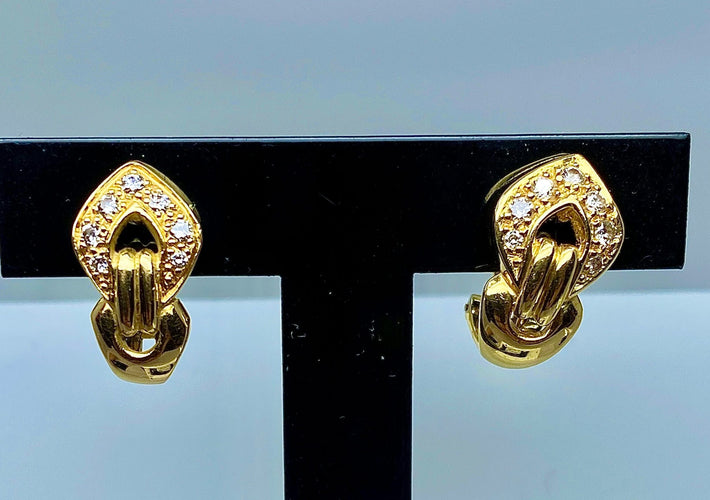 Boucles d'oreilles Paire de boucles d’oreilles en or jaune 18 carats et diamants 58 Facettes AB458