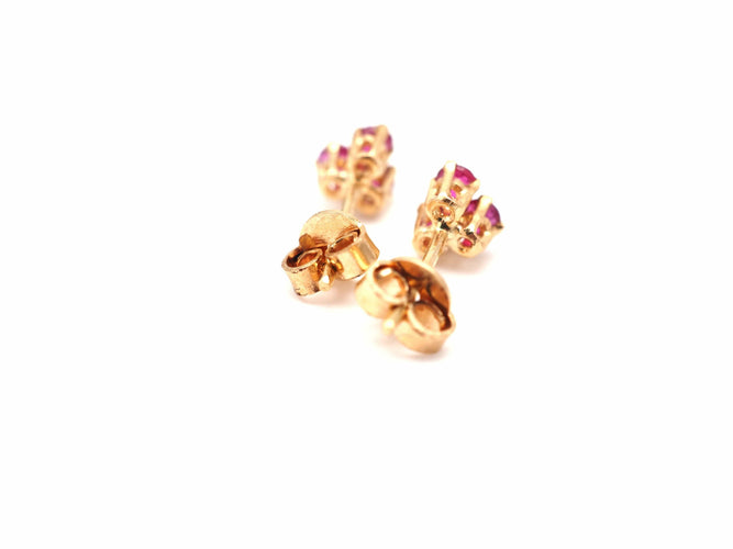 Boucles d'oreilles Boucles d'oreilles en or jaune 750 mil et rubis 58 Facettes